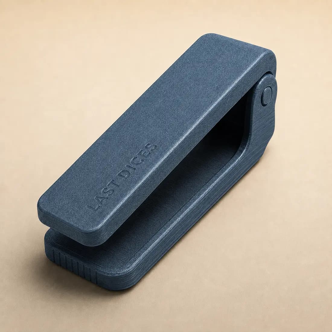 LastClip in Slate Blue